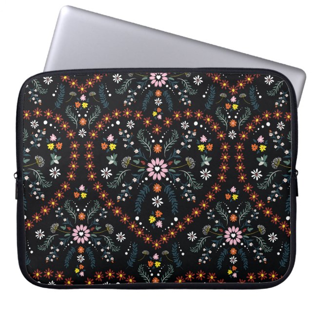 Capa Para Notebook Pequeno coração das flores: fantasia sem problemas (Frente)