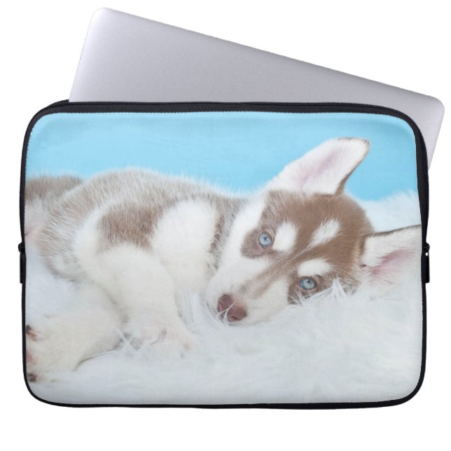 Capa Para Notebook Pequeno Rouco Puppy Apostando no cobertor (Frente)