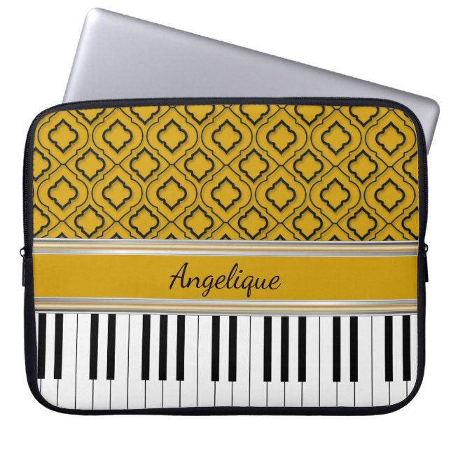 Capa Para Notebook Piano Personalizado Chaves Pretas Quatrefoil em Do (Frente)