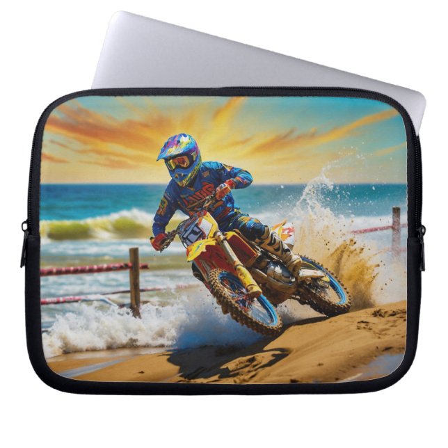 Capa Para Notebook Piloto de Motocross na Corrida da Praia (Frente)