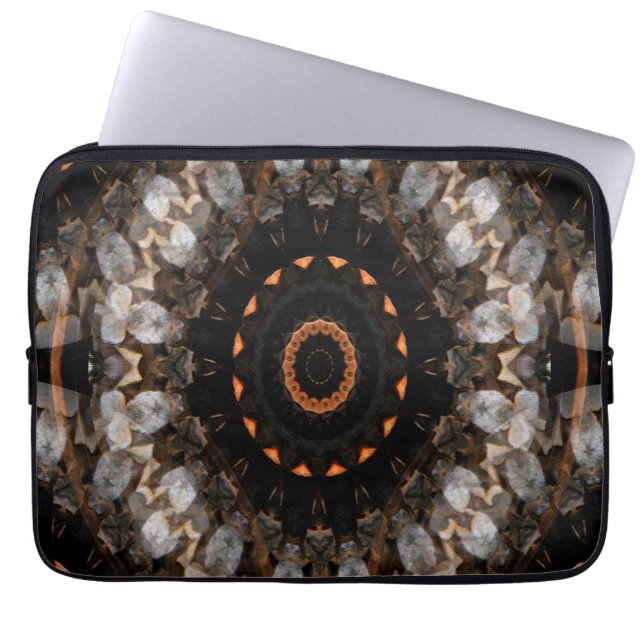 Capa Para Notebook Pinecone Roulette. (Frente)