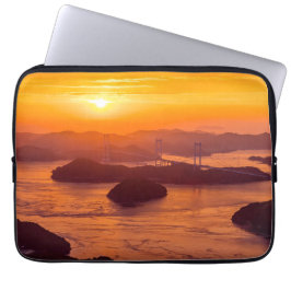 Capa Para Notebook Pôr do sol em Kurushima Kaikyo Bridge e Kurushi