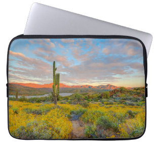 Capa Para Notebook Pôr do sol na paisagem desértica