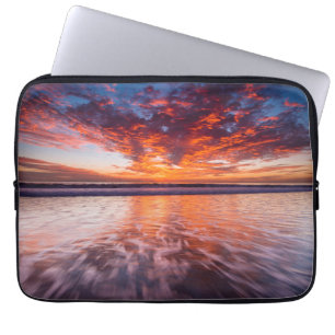 Capa Para Notebook Pôr do sol sobre as Ilhas do Canal