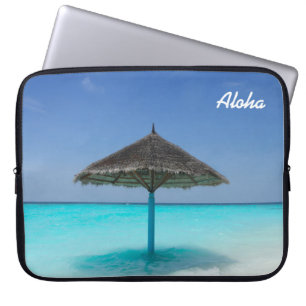 Capa Para Notebook Praia Cênica Tropical com o Guarda-chuvas Atingido