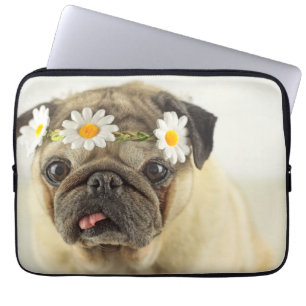 Capa Para Notebook Pug com Daisy Crown