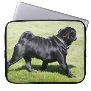 Capa Para Notebook Pug preto que arfa ao andar