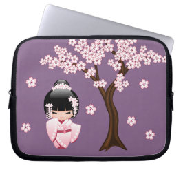 Capa Para Notebook Quimono Rosa Boneca Kawaii Kokeshi em Roxo