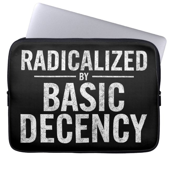 Capa Para Notebook Radicalizado Por Engraçado De Decência Básica (Frente)
