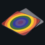 Capa Para Notebook Rainbow Bullseye<br><div class="desc">Círculos concentrados formam um arco-íris de cor. O círculo mais externo é vermelho, seguido de laranja, amarelo, verde, azul, índigo e terminando com violeta no centro. Celebre seu orgulho LGBT ou seu amor pelos arco-íris! Imagem de pixel 7500 x 7500 criada digitalmente. Copyright ©2011 Claire E. Skinner, Todos os direitos...</div>