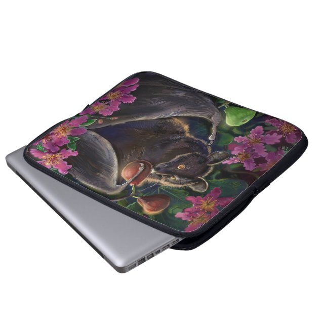 Capa Para Notebook Raposa Voadora Livingstone (Frente Inferior)