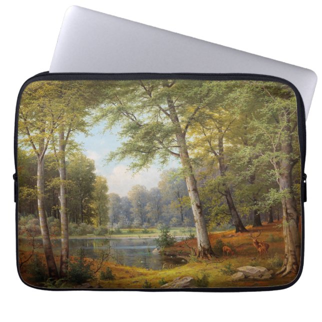 Capa Para Notebook Red Deer by the Forest Pond (Frente)