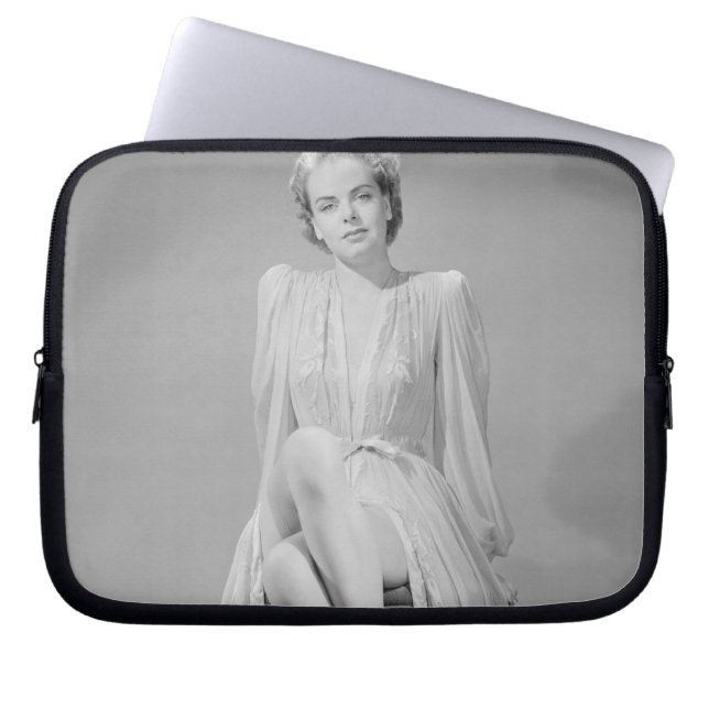 Capa Para Notebook Retrato 2 (Frente)
