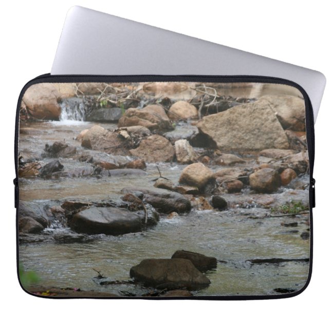 Capa Para Notebook Rio Água (Frente)
