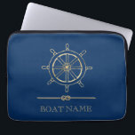 Capa Para Notebook Roda Dourada Náutica, Marinho Azul<br><div class="desc">Esta imagem apresenta uma roda de barco dourada,  sobre um fundo azul marinho.</div>