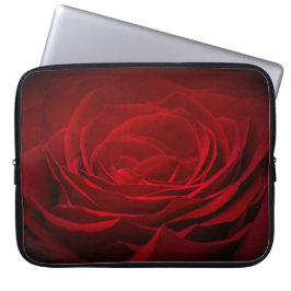 Capa Para Notebook Rosa de Sangue Vermelho Profundo em Preto