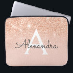 Capa Para Notebook Rosa Dourado Brilhante e Monograma Sparkle<br><div class="desc">Glam Rosa Dourado Ombre Faux Glitter e Sparkle Modern e Elegante Monograma. Esse caso pode ser personalizado para incluir seu nome inicial e próprio.</div>