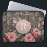 Capa Para Notebook Rosas monogramas no caso MacBook de madeira<br><div class="desc">Proteja o seu MacBook ou outro laptop com estilo com este adorável e monograma laptop. As rosas coloridas deliciosas e elegantes são apresentadas sobre um fundo de madeira rústica. Personalizado com seu nome e nome inicial. Nosso modelo fácil de usar facilita a personalização com suas informações. Estou adicionando muitos produtos...</div>