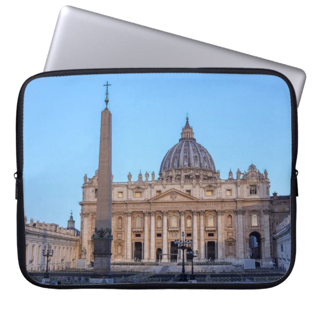 Capa Para Notebook Rua. Praça de Peter em Cidade Vaticano - Roma, Itá (Frente)