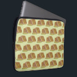 Capa Para Notebook Sanduíche Clássico de Miami Cubana de Carne de Por<br><div class="desc">A ilustração apresenta um delicioso sanduíche cubano — um favorito de Miami, Flórida! Este sanduíche prensado, uma versão de presunto e queijo clássicos, tem pão cubano, presunto, queijo suíço, picles, mostarda e, por vezes, salame. Excelente para o seu floridiano favorito! Este design de sanduíche cubano também está disponível em outros...</div>