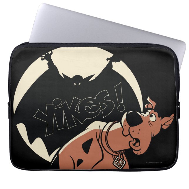 Capa Para Notebook Scooby-Doo "Yikes!" Vampiro Shadow (Frente)
