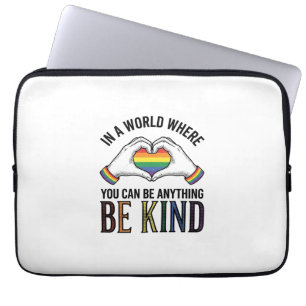 Capa Para Notebook Seja Gentil Coração Chuva de Cores Mãos Design Vet