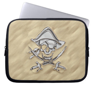 Capa Para Notebook Silver Pirate Skull in the Sand Scene