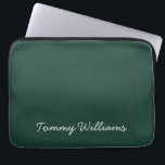 Capa Para Notebook Simples Emerald Green Professional<br><div class="desc">Esses minimalistas simples podem ser personalizados para incluir um nome ou qualquer texto de sua escolha. Se você não quer texto e prefere apenas um vazio,  então você pode simplesmente excluir o texto.</div>