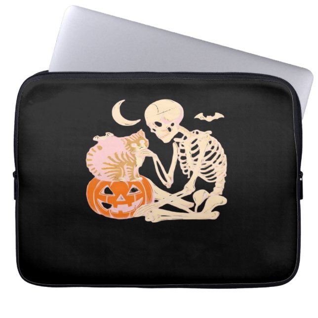 Capa Para Notebook Skeleton Hugging Cat Halloween Categoria de Gatos (Frente)