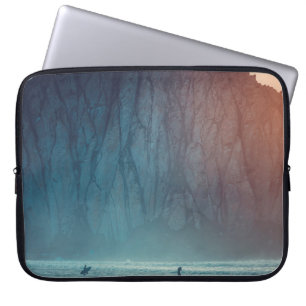CAPA PARA NOTEBOOK SOBREFERÊNCIA NO CORPO DA ÁGUA PERTO DO CLIFF MA