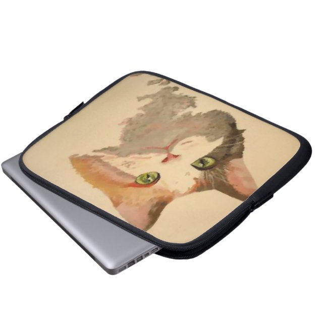 Capa Para Notebook Sou "Todos os Ouvidos": retrato de Calico Cat (Frente Inferior)