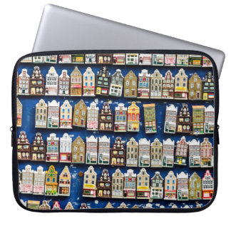 Capa Para Notebook Souvenirs holandesas, cena da rua de Amsterdã.