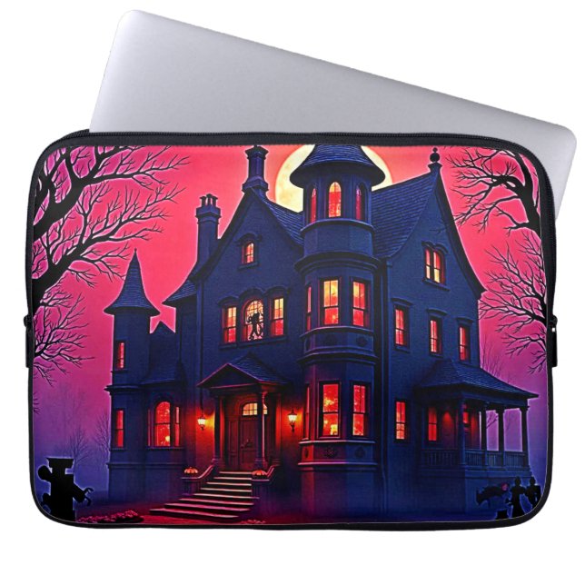 Capa Para Notebook Spooky Haunted House em Dusk Design (Frente)
