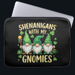 Capa Para Notebook St Patrick’s Day Lucky Shamrock Gnome<br><div class="desc">St Patrick’s Day Lucky Shamrock Gnome</div>