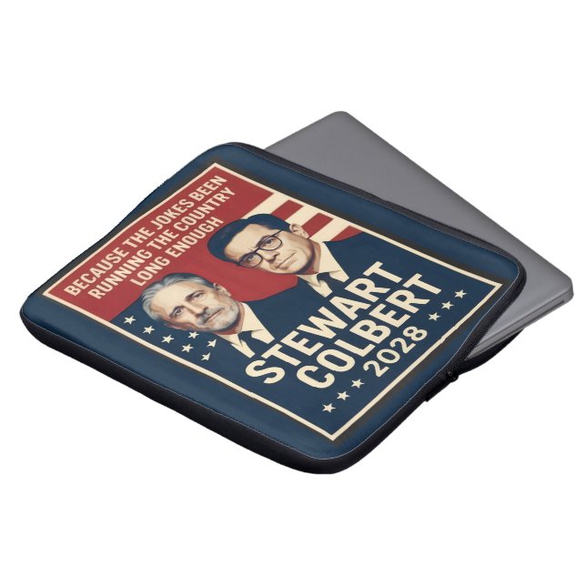 Capa Para Notebook Stewart/Colbert 2028 (Frente Topo)