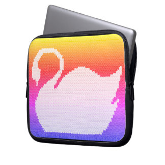 Capa Para Notebook Swan Rainbow Artisan Crochet Impressão Eletrônicos