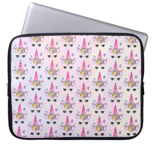 Capa Para Notebook Tendência Unicórnio com Coroa Floral e Borboleta