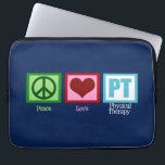 Capa Para Notebook Terapia física Blue Peace Love PT<br><div class="desc">Bonito dom do fisioterapeuta. Peace Love PT escrito sobre um fundo azul escuro. Personalize com sua prática ou nome e informações da empresa.</div>
