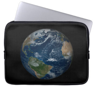 Capa Para Notebook Terra Com Nuvens E Gelo Marinho