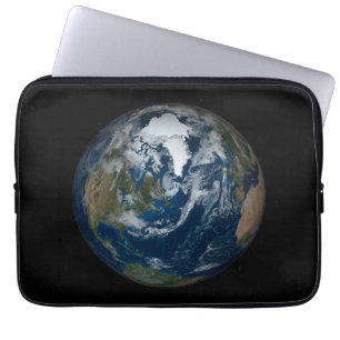 Capa Para Notebook Terra Com Nuvens E Gelo Marítimo 2