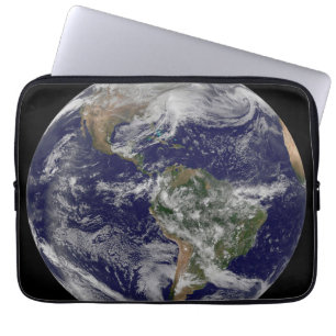 Capa Para Notebook Terra De cheio Mostrando Uma Tempestade De Inverno