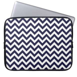 Capa Para Notebook Teste padrão branco de Chevron dos azuis marinhos
