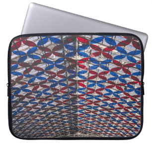 Capa Para Notebook Teto de vidro vermelho e azul