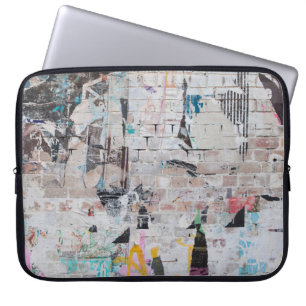 Capa Para Notebook Tijolo: Muro de Poster Urbano.