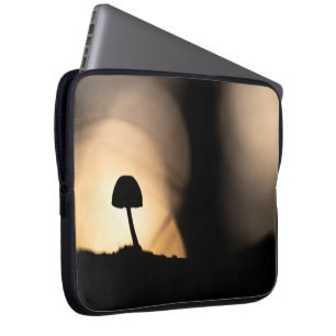 Capa Para Notebook Tiny Mushroom Nature Foto
