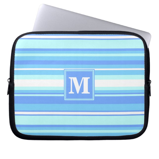 Capa Para Notebook Tiras azuis do céu monograma (Frente)