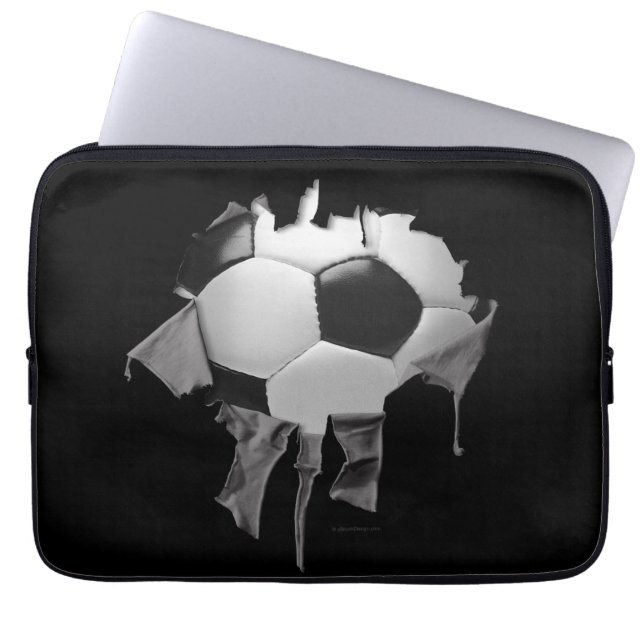 Capa Para Notebook Torn Soccer (Frente)