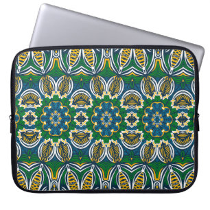 Capa Para Notebook Traditional floral ornament, seamless pattern with