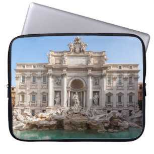 Capa Para Notebook Trevi Fountain no início da manhã - Roma, Itália