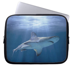 Capa Para Notebook Tubarão de cruzamento